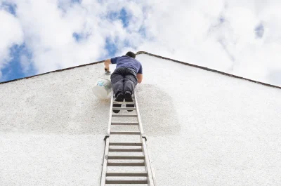 Peinture extérieure aux Écrennes — façades et ravalement